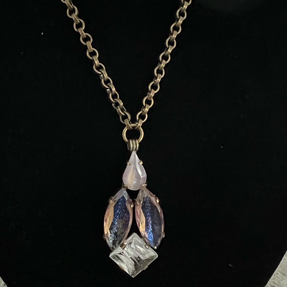 Camee Vintage Czech Glass Brass Open Purple Blue White Shimmer